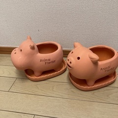 【値下げ中】植木鉢　豚とカバの画像