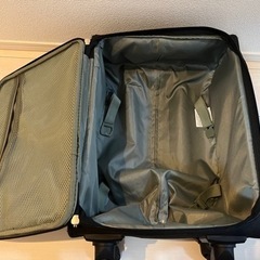 キャリーケースの画像