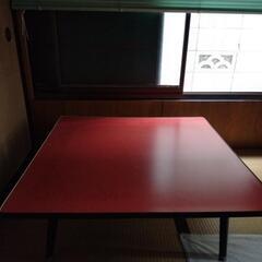 折り畳み 机の画像