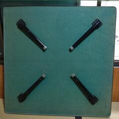 折り畳み 机の画像