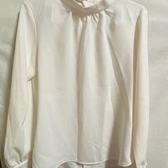 ブラウス