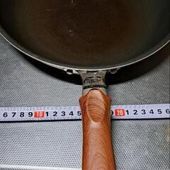 【差し上げます】直径26㎝フライパン、直径24㎝ディープパン