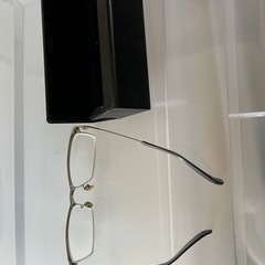 jins メタリック度入りメガネの画像