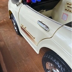 ラジコンカーの画像