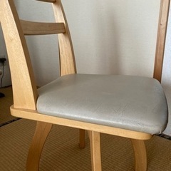 家具 椅子 ダイニングチェアの画像