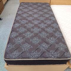 【シングルベッド】シングルベッド 関家具 寝室家具 引き出し付き コンセント付き:ナチュラルの画像