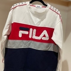 FILA トレーナーの画像