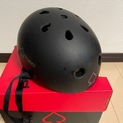 スケボー　ヘルメット　Mサイズ56〜58cmの画像