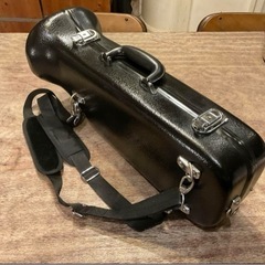 トランペット　軽量ファイバーケース　黒　美品　