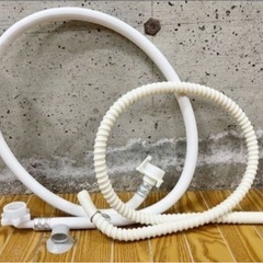 2021年製 パナソニック 電気食器洗い乾燥機 NP-TH4-C 据え置きの画像