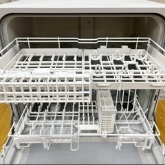 2021年製 パナソニック 電気食器洗い乾燥機 NP-TH4-C 据え置きの画像