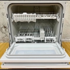 2021年製 パナソニック 電気食器洗い乾燥機 NP-TH4-C 据え置きの画像