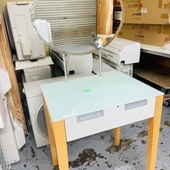 ドレッサー