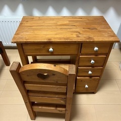 カントリー家具　机　椅子のセット