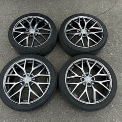 車のパーツ タイヤ、ホイール