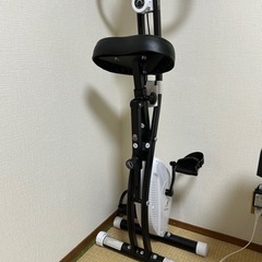 エアロバイク、スポーツ フィットネス、トレーニングの画像