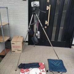 カメラ、三脚
