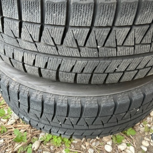 215/60R17スタッドレスタイヤ　アルミホイールセット