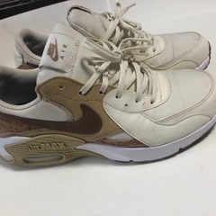 決まりました。NIKEスニーカー 