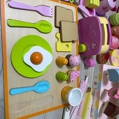 マザーグース他、木製おままごとセットの画像