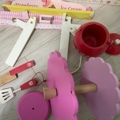 マザーグース他、木製おままごとセットの画像