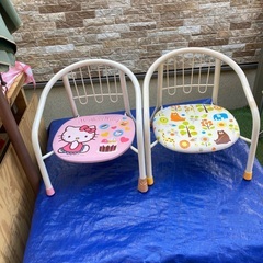 幼児用椅子2脚