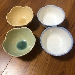中鉢　煮もの鉢4枚の画像