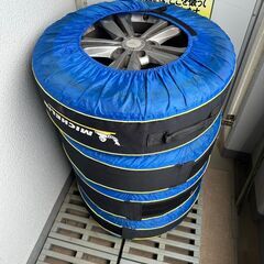 メルセデスベンツ　CLAクラス（初期型）　１８インチ　純正アルミホイール４本セットの画像