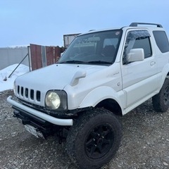 スズキ　ジムニー　シエラ　ワイルドウィンド　4WD