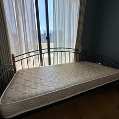 布団　マットレス　ベッドフレームの画像