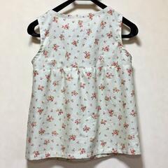 △　ハンドメイド　ノースリーブブラウスの画像