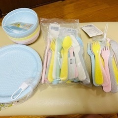 IKEA カトラリー　お皿セット