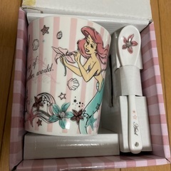 ✨スプーン付き 新品未使用✨アリエル マグカップ