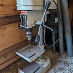 マキタ卓上ボール盤の画像