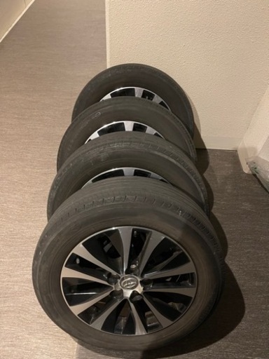 【値下げしました】トヨタSAI 純正ホイールセット(ナット付き)