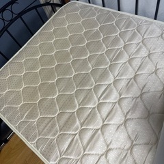 布団　マットレス　ベッドフレームの画像