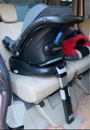 マキシコシチャイルドシート&ベースのセット　ISOFIX対応