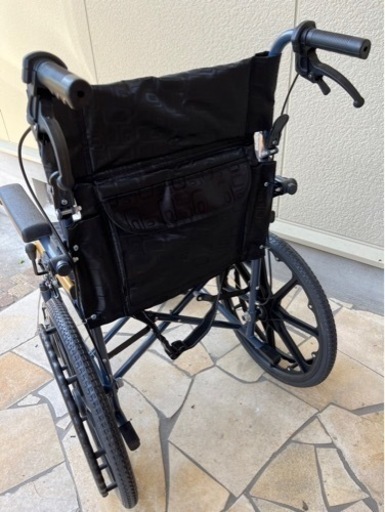 折りたたみ車椅子(未使用品(開封済))
