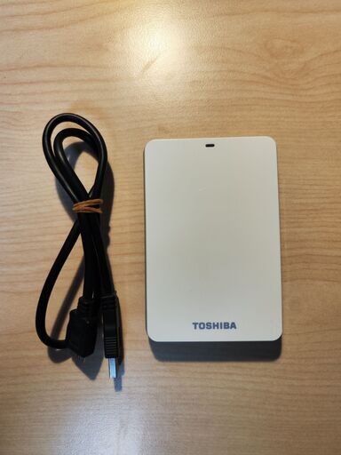 【受け渡し決定】東芝コンパクト外付けハードディスク 1.5TB テレビ録画にも！