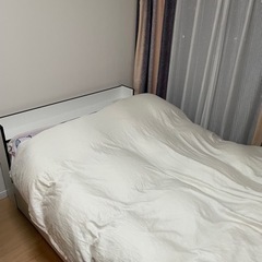 セミダブルベッド