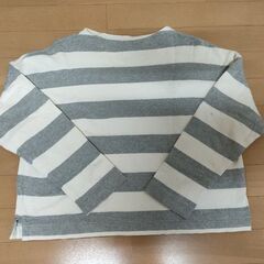 決まりました！Lサイズ UNIQLO長袖Tシャツ(難アリ)