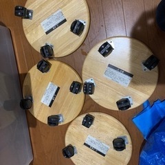 プラントスタンド　キャスター付き　観葉植物
の画像