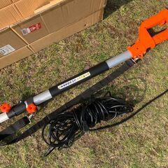 ★値下げ交渉OK!★YARD FORCE製★電動チェーンソーVmax★庭木剪定　家具解体　立ち木枝払い（定価23980円）の画像
