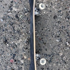 すみません　　問い合わせ多数ありがとうございました　1番早くコメントいただいた方に決まりましたの画像