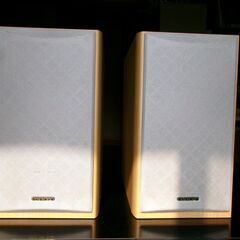 スピーカー（ONKYO　D-V77）の画像