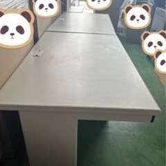 事務机　一台の画像