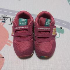 ニューバランス　子供用品 キッズ用品 子供用シューズ