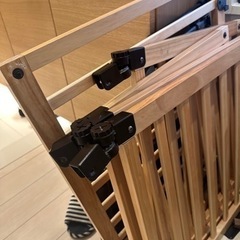 ベビーゲート　子供用品 　家具