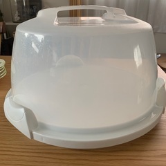 食器、ケーキフード差し上げます。