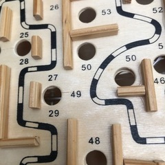 おもちゃ  木製落とし穴迷路　ジャンク品の画像